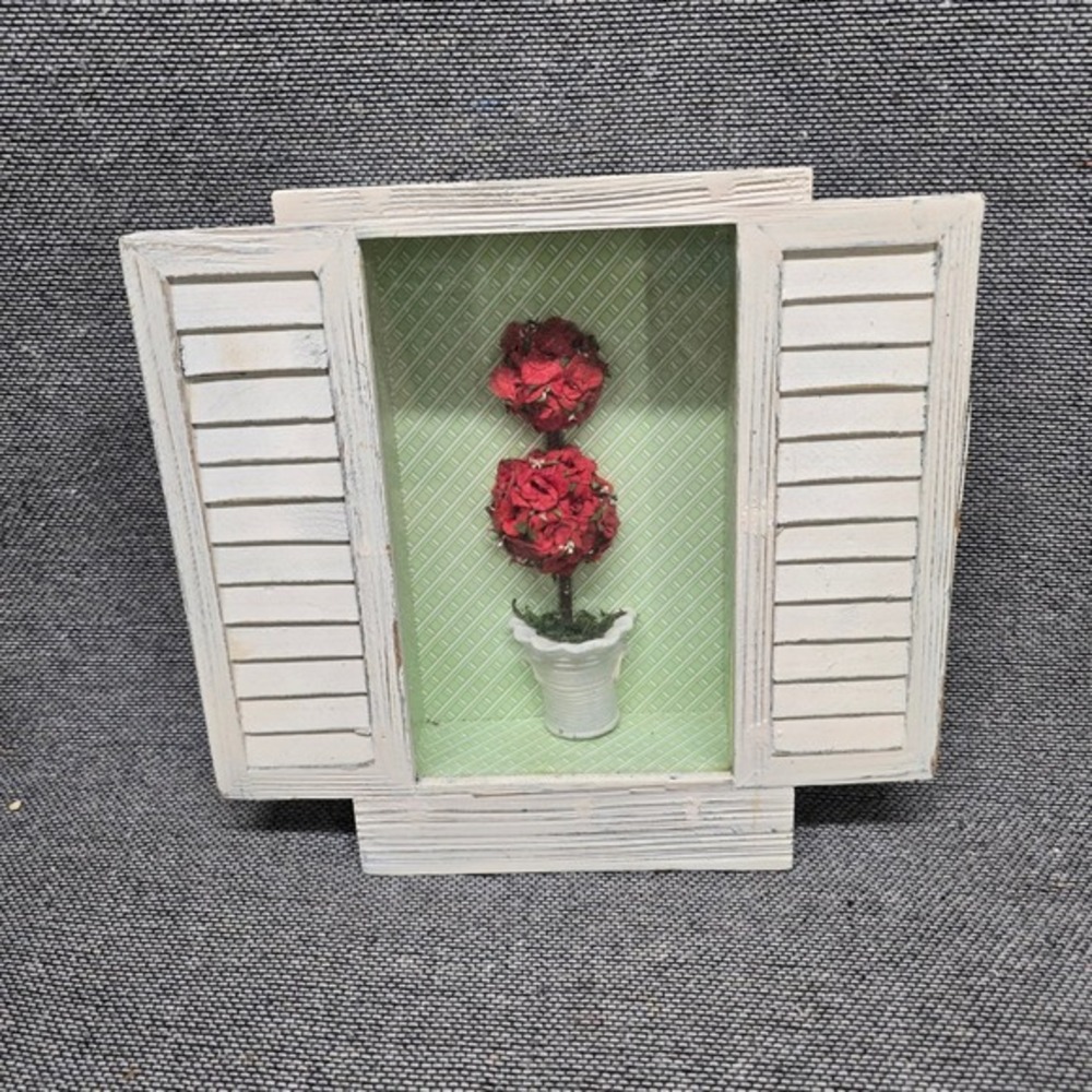 3D Topiary Shadow Box Wall Art‎ Farmhouse Window Shutter White Red Good